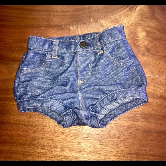 Blue jean shorts - Picture 1 of 3